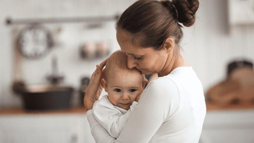 Mom-holding-baby-to-her-chest